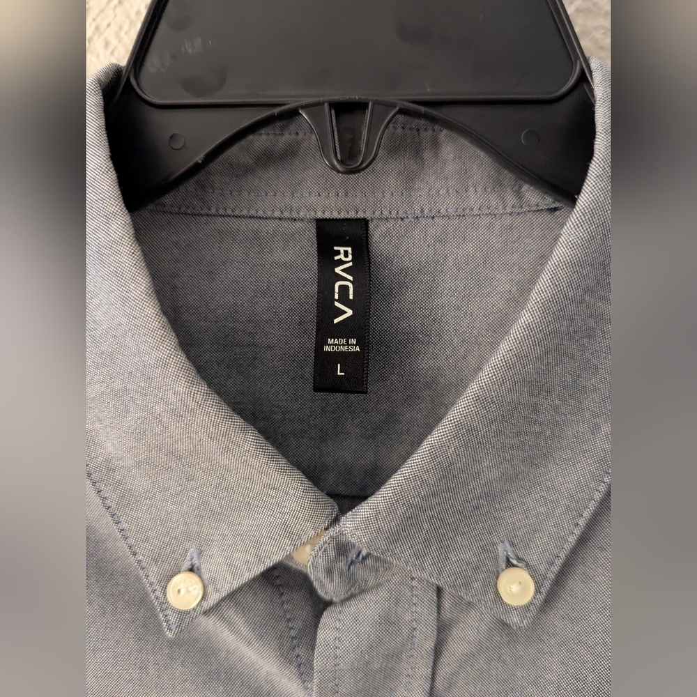 RVCA Men's Long Sleeve Button Down Slim Fit Oxford Woven Shirt Sz.L - Picture 3 of 6